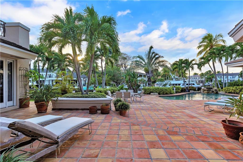 Royal Palm Yacht & Countr - Residential