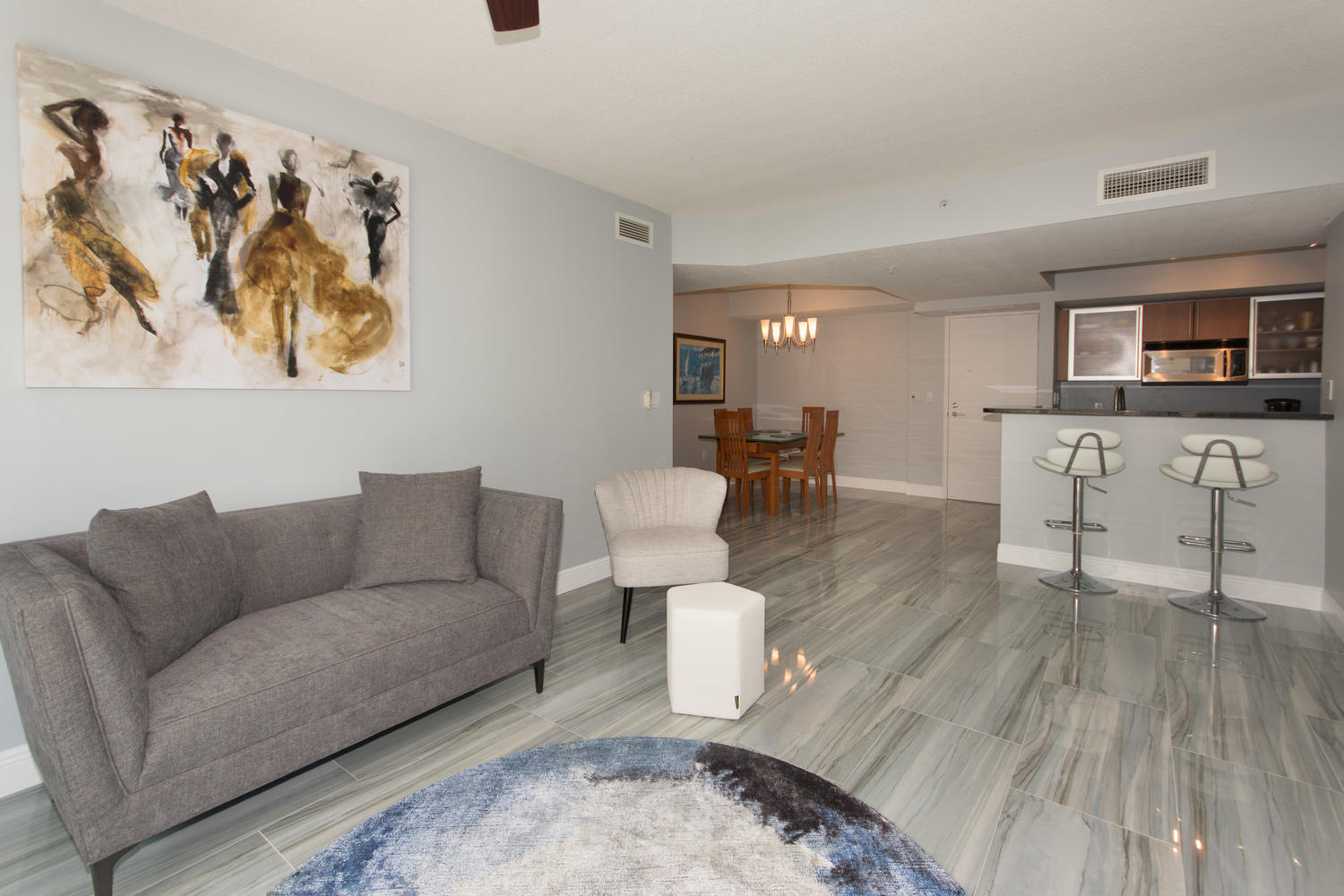 Beautiful 2BR/2BA condo with brand new tile flooring and carpet. Stunning Intracoastal water views at the modern Slade building located on the Flagler Drive waterfront. The Slade offers wonderful amenities, including a 24 hour manned lobby, on-site management office, 24-hr valet, 2 infinity pools (sunrise and sunset), a Zen garden, business center, fitness center and much more. The Slade is located minutes from CityPlace, Clematis Street and Palm Beach Island.