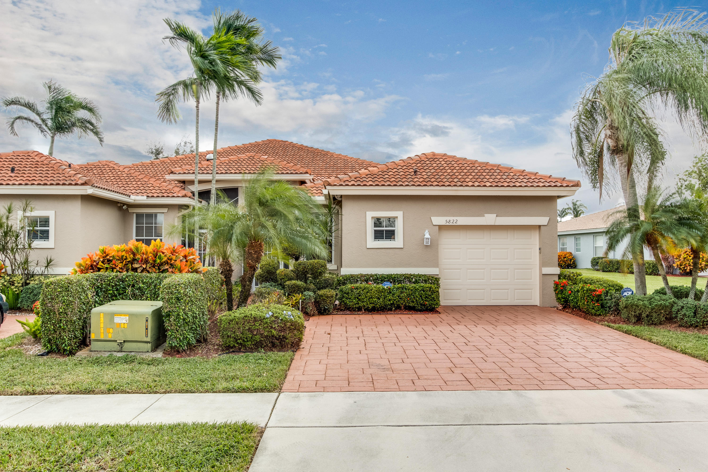 MAJESTIC ISLES 2 - Residential