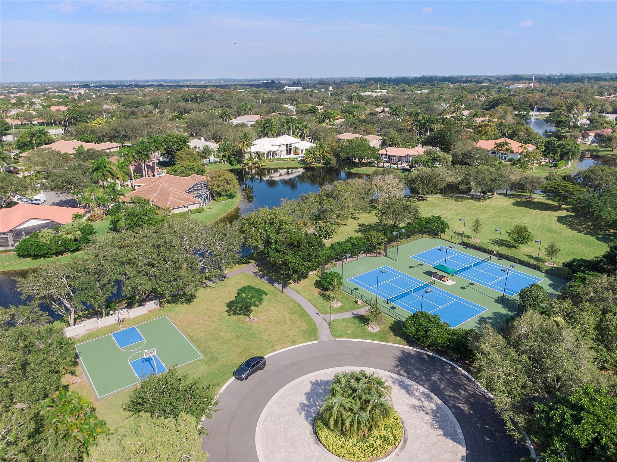 The Landings Of Parkland - Residential