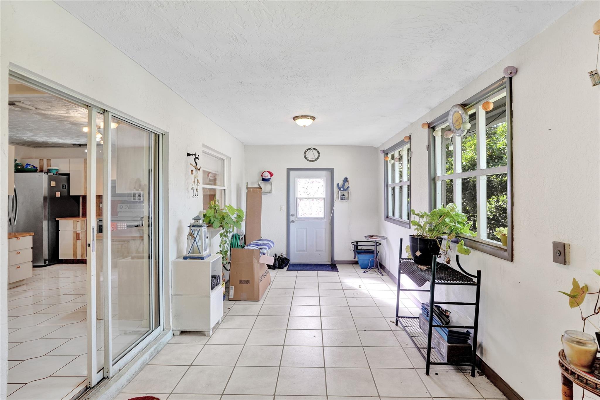 PINE RIDGE VILLAS - Residential