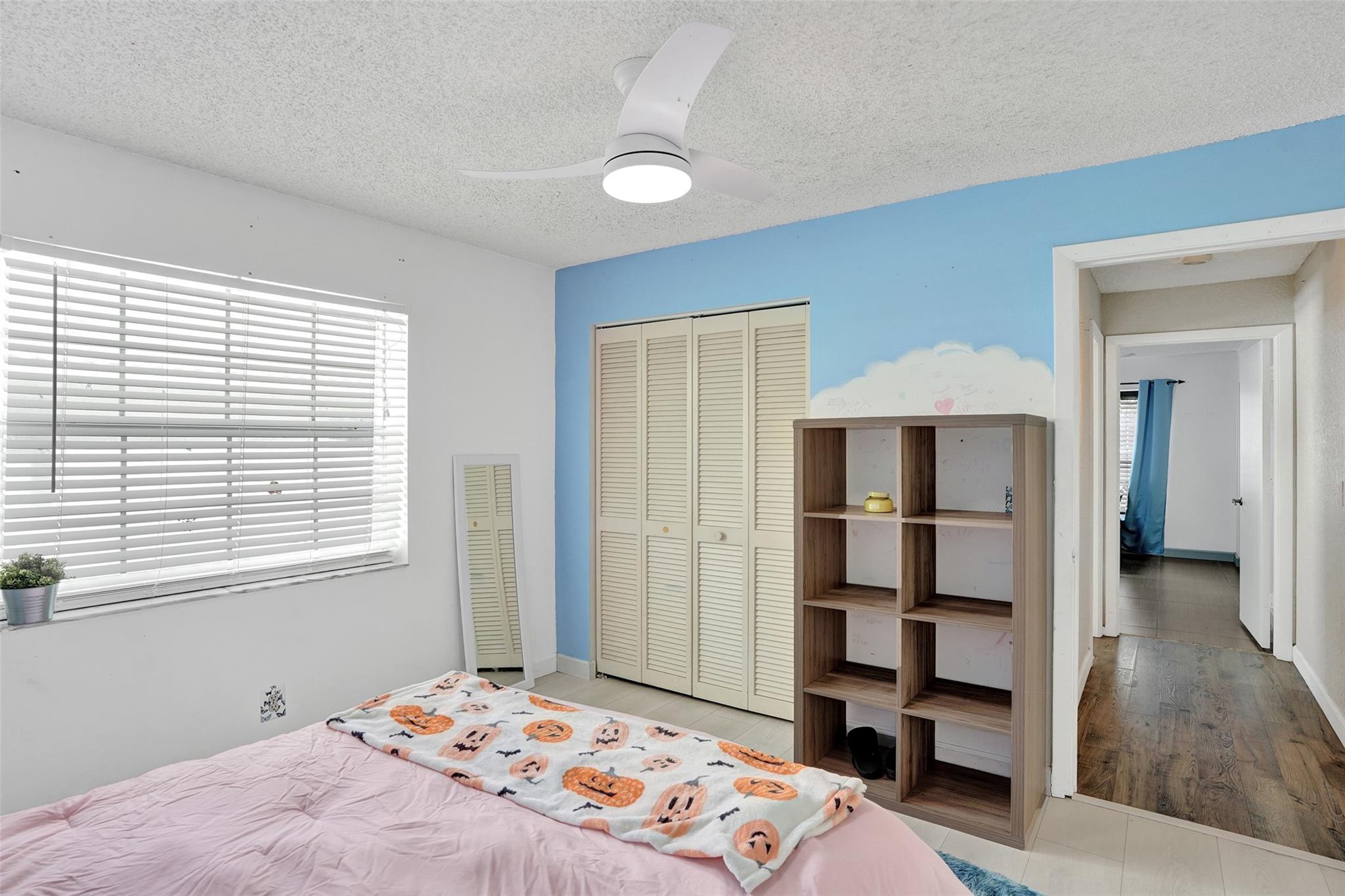 PINE RIDGE VILLAS - Residential