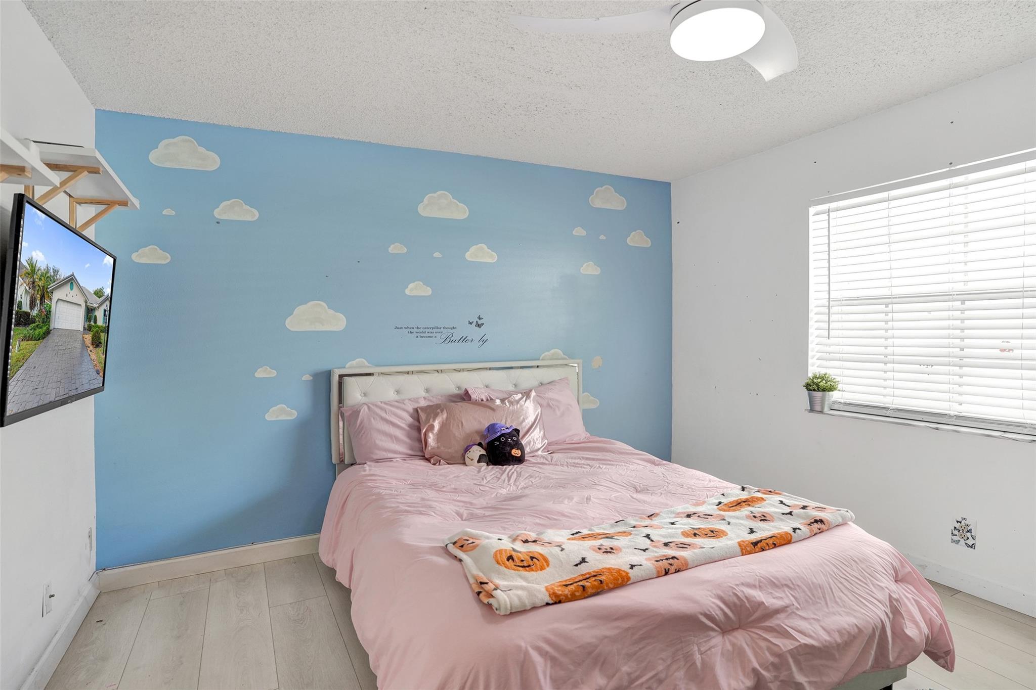 PINE RIDGE VILLAS - Residential