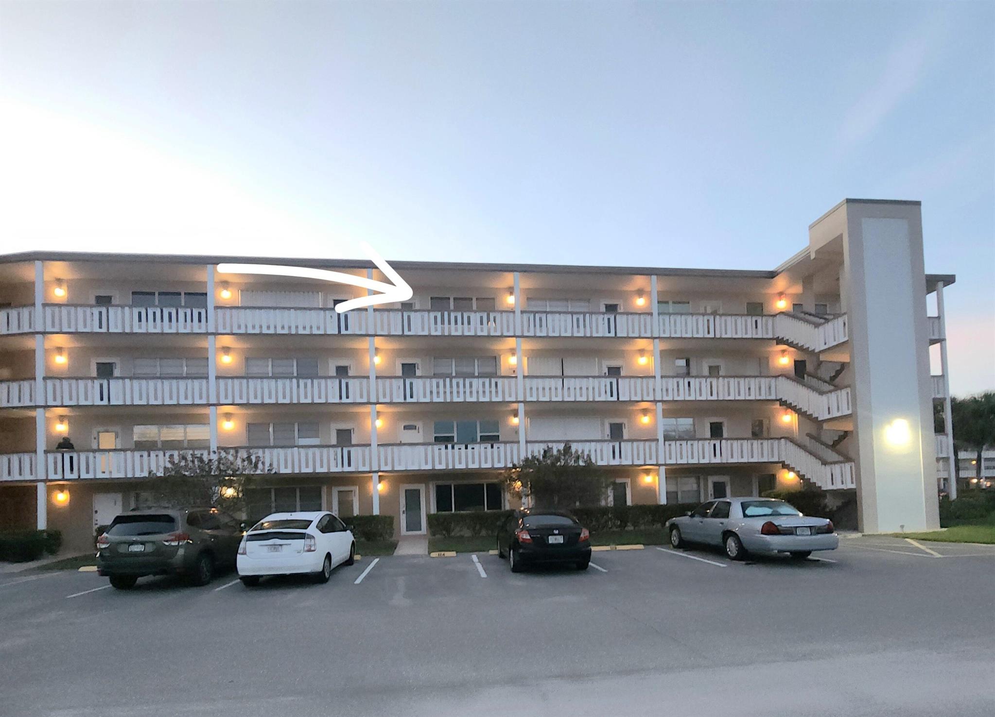 DOVER CONDO - Residential