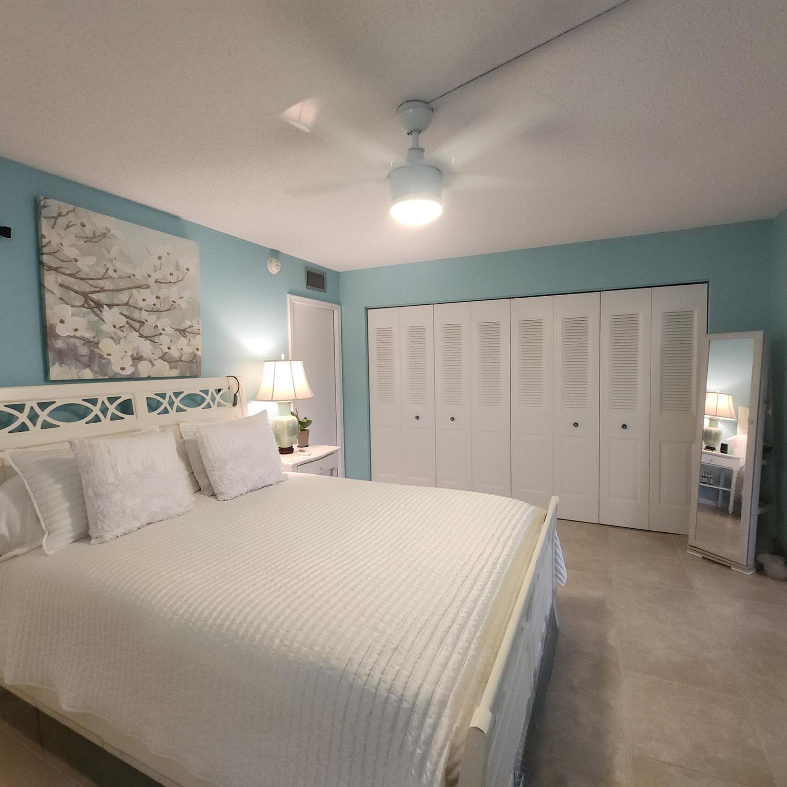 DOVER CONDO - Residential