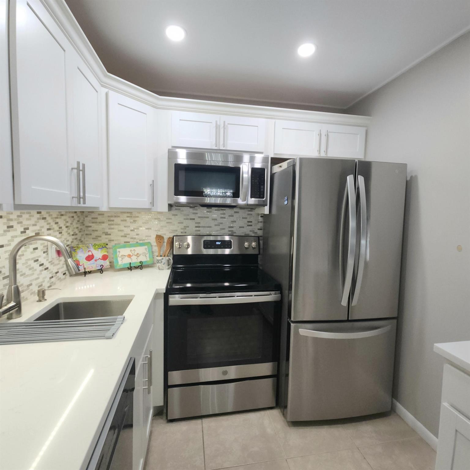 DOVER CONDO - Residential