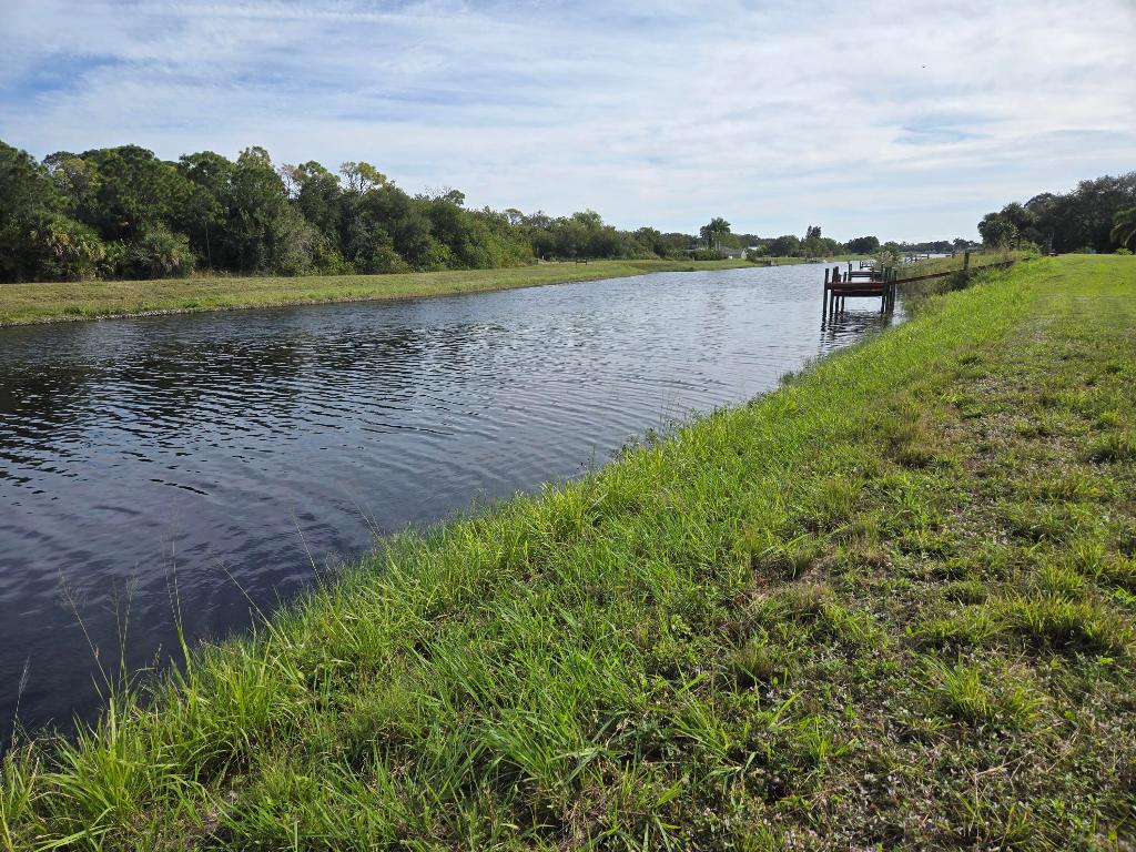 Port Saint Lucie Section 31 - Land