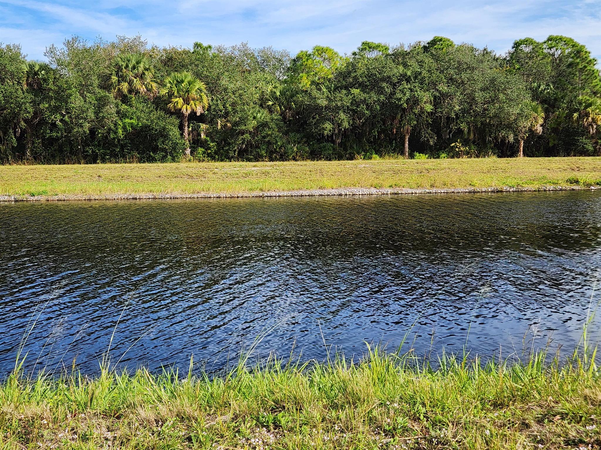 Port Saint Lucie Section - Land