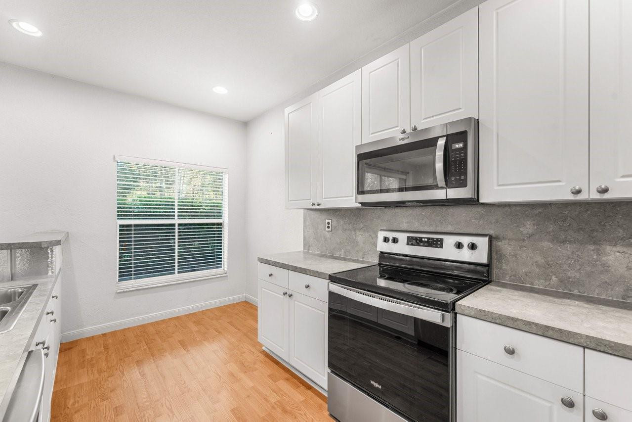 3307 Merrick Lane 1004