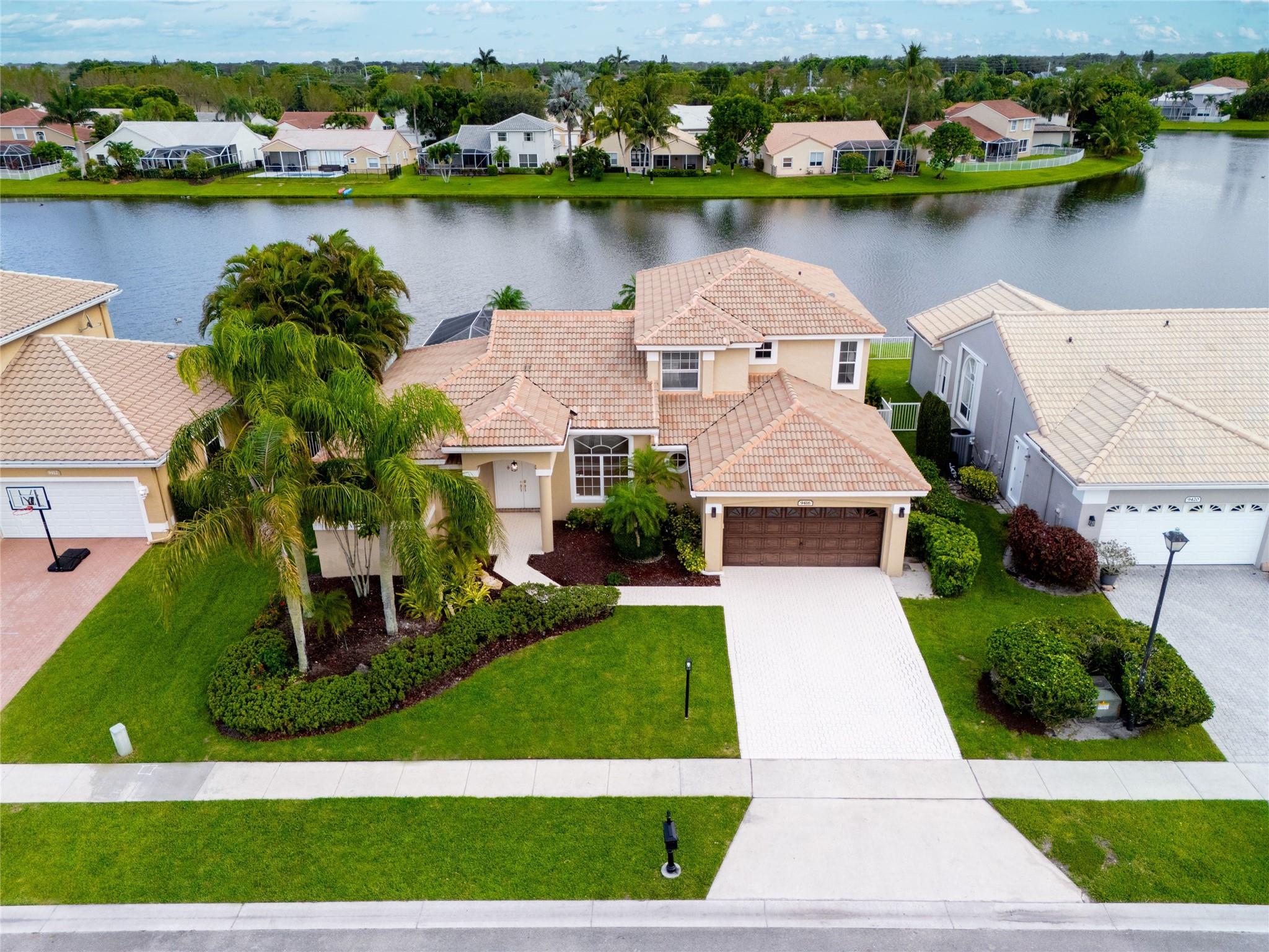 9416 Lake Serena Dr, Boca Raton, FL, 33496/$899,900 1 9416 Lake Serena Dr