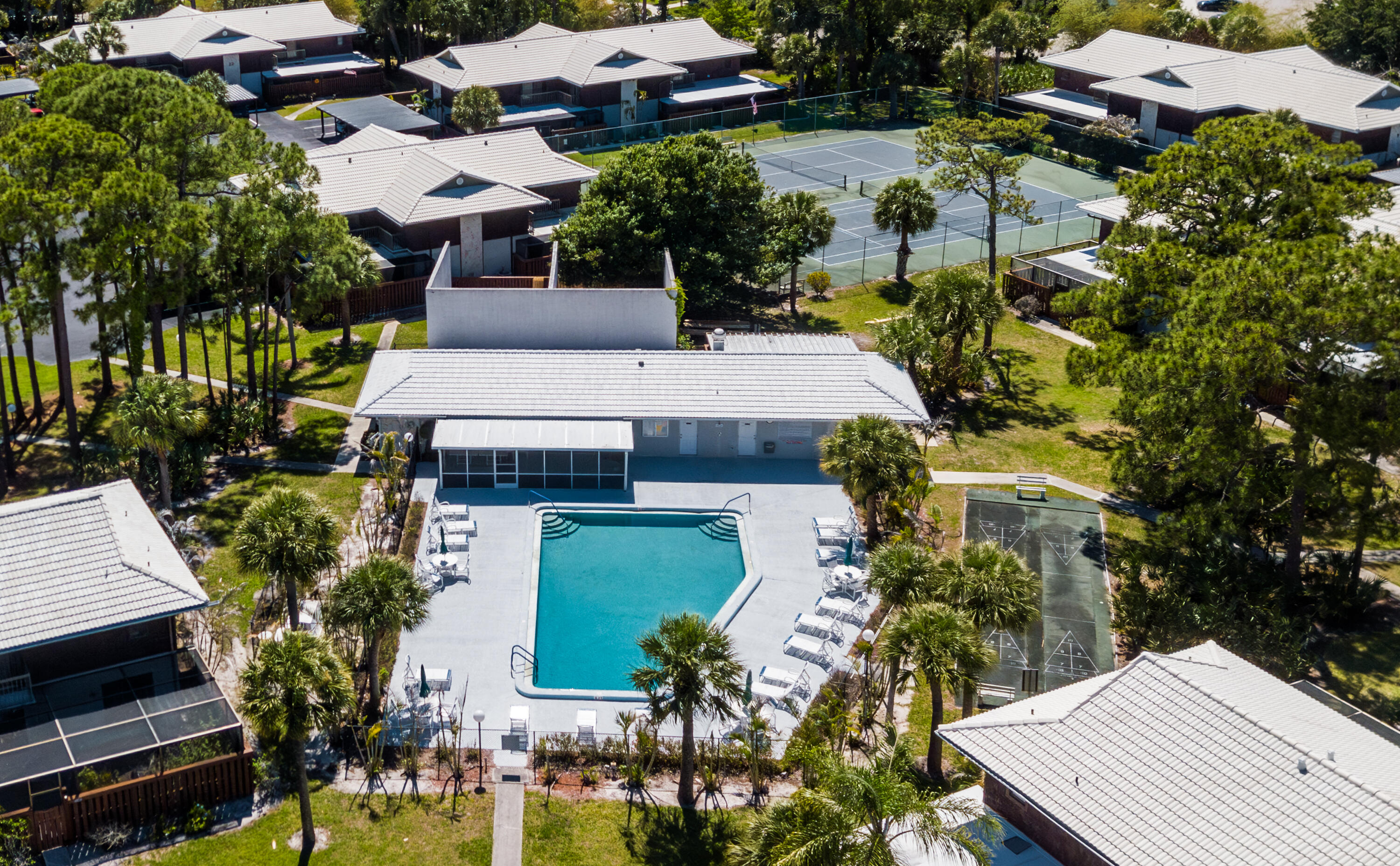 CAMELOT GARDENS PHASES 1 THRU 11 - Residential