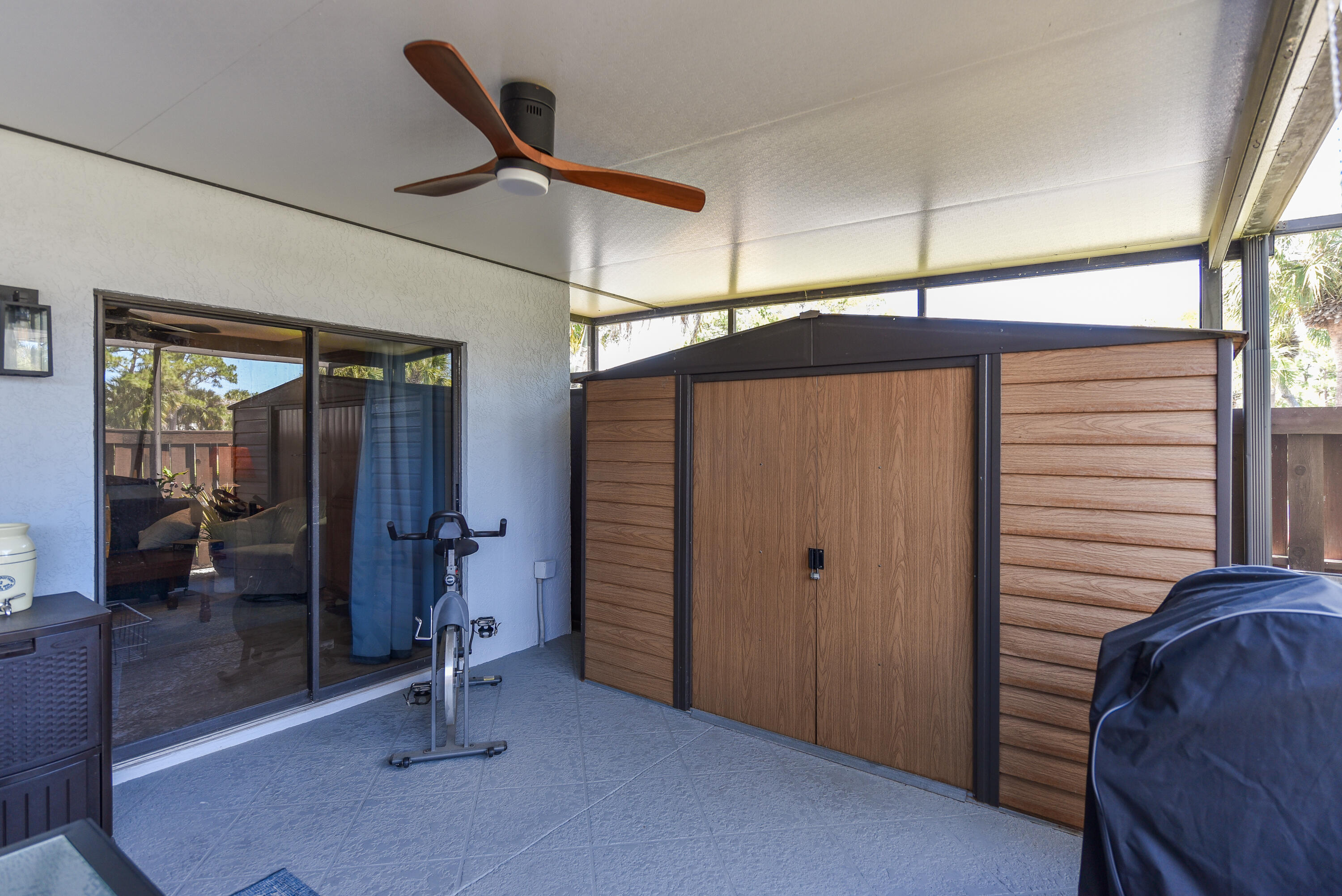 CAMELOT GARDENS PHASES 1 THRU 11 - Residential