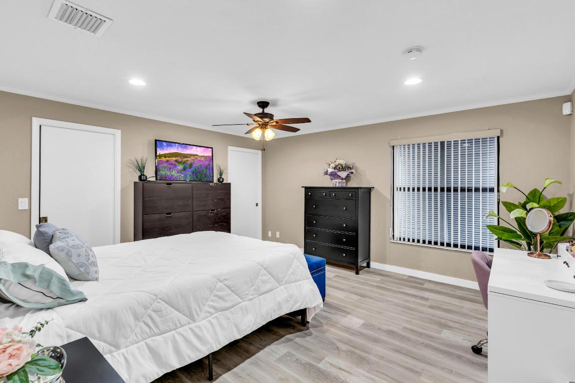 VILLAGES OF HILLSBORO SEC 1 - Residential