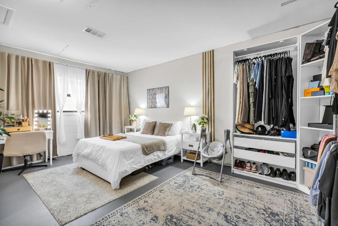 VILLAGES OF HILLSBORO SEC 1 - Residential