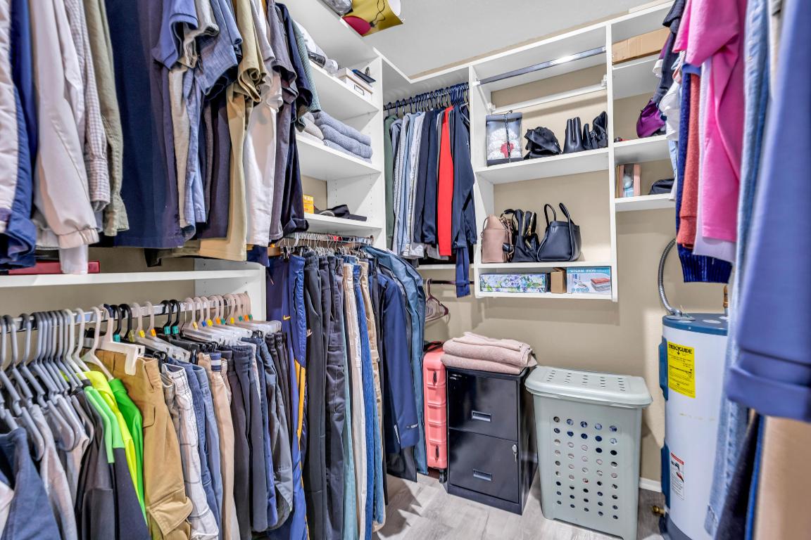 VILLAGES OF HILLSBORO SEC 1 - Residential