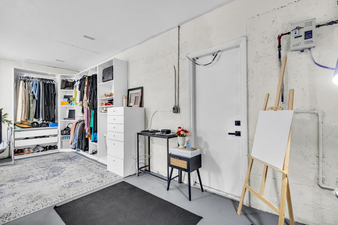 VILLAGES OF HILLSBORO SEC 1 - Residential