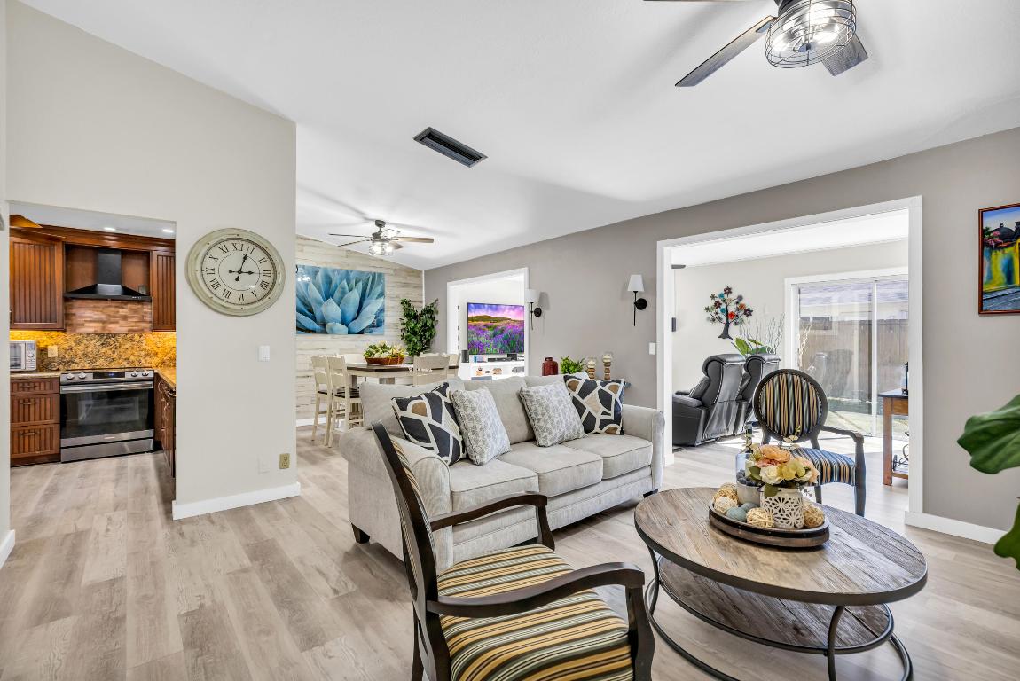 VILLAGES OF HILLSBORO SEC 1 - Residential