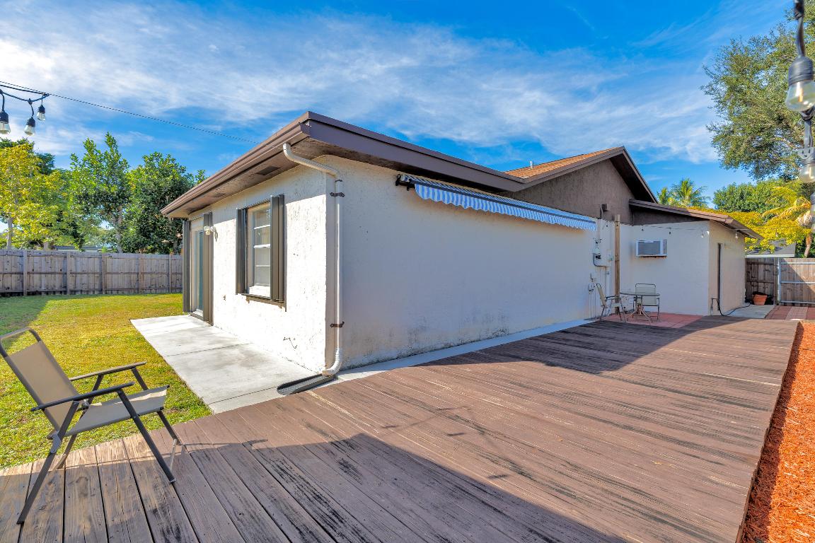 VILLAGES OF HILLSBORO SEC 1 - Residential