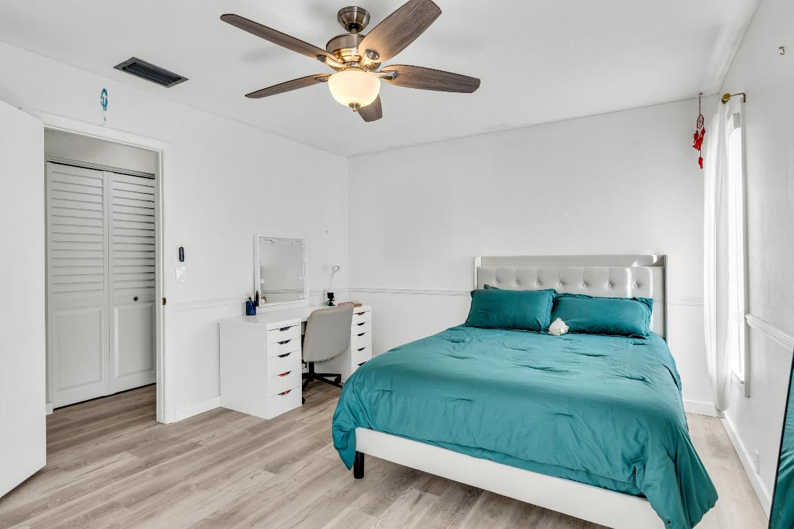 VILLAGES OF HILLSBORO SEC 1 - Residential