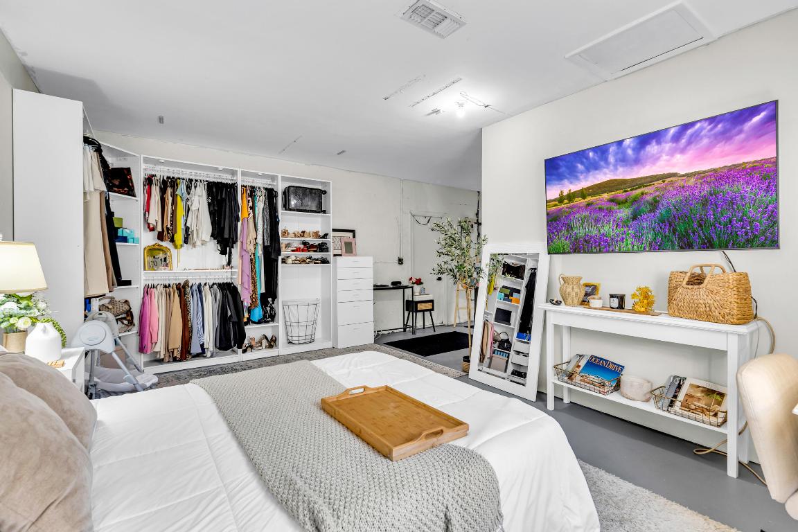 VILLAGES OF HILLSBORO SEC 1 - Residential