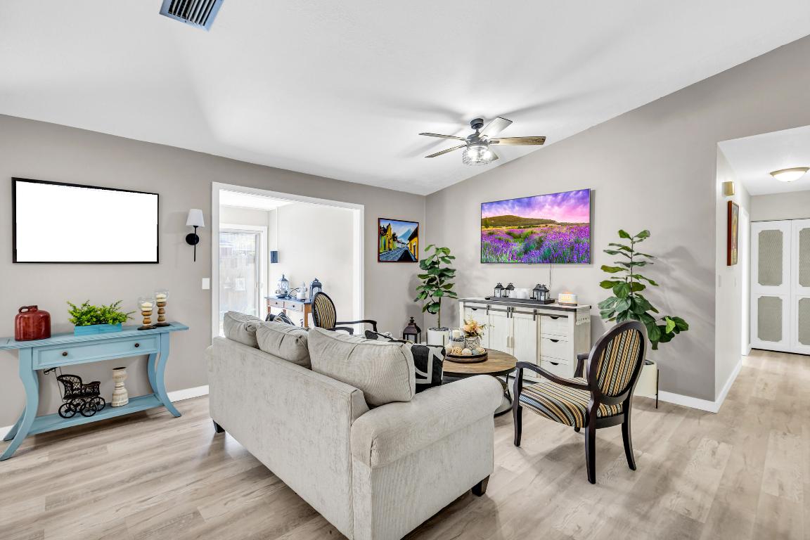 VILLAGES OF HILLSBORO SEC 1 - Residential