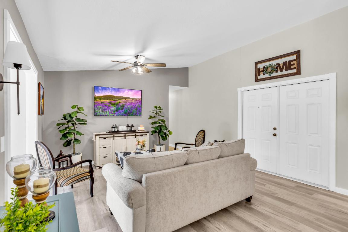 VILLAGES OF HILLSBORO SEC 1 - Residential