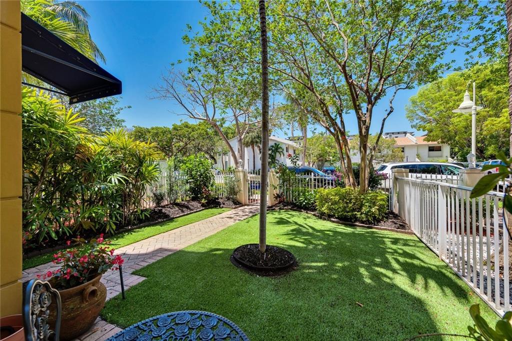 The Ellington Townhomes - Residential