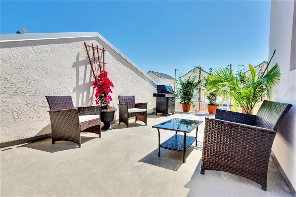 The Ellington Townhomes - Residential