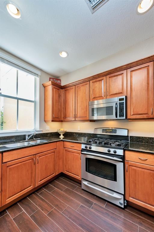 The Ellington Townhomes - Residential