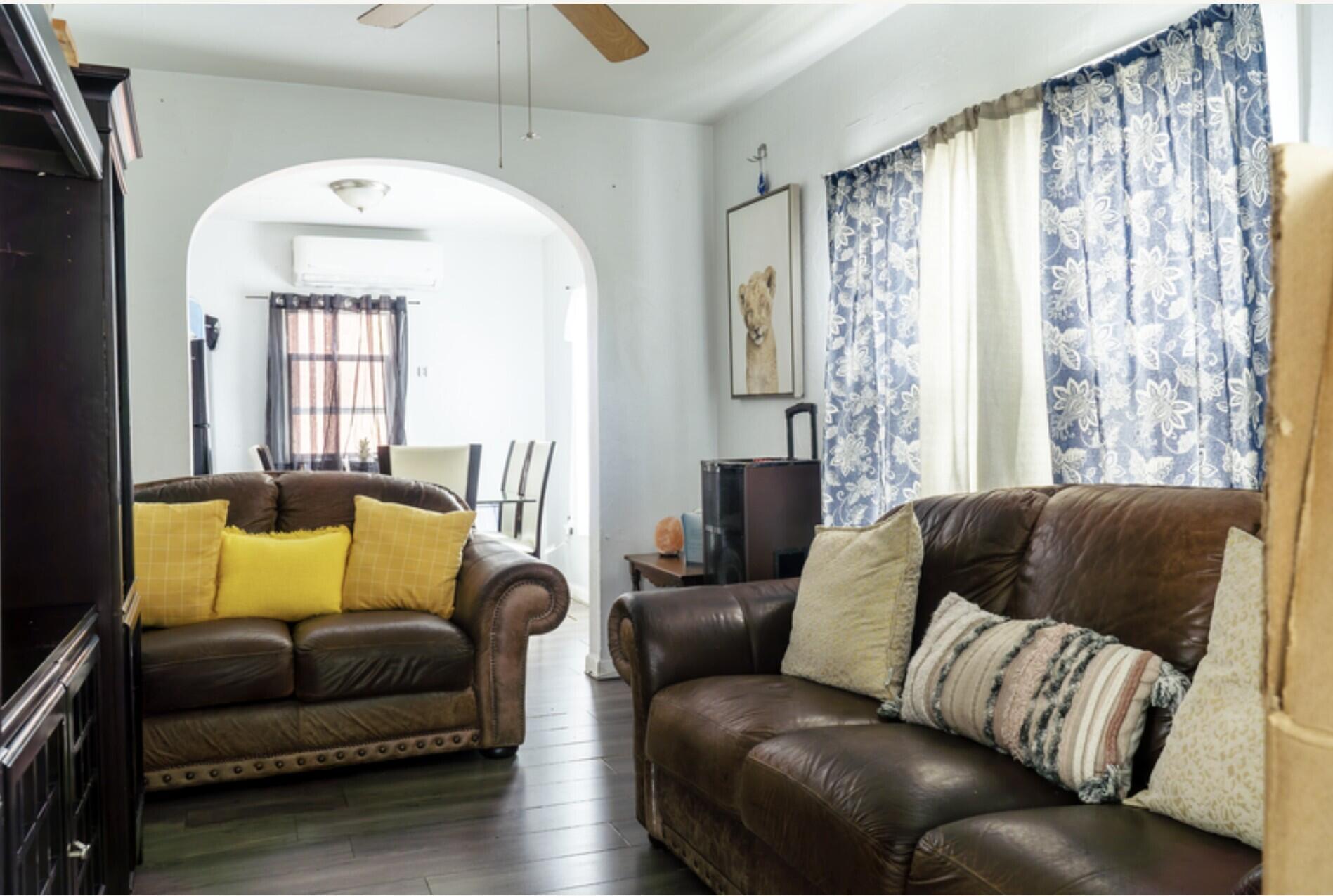 COLONIAL ESTS - Residential Income