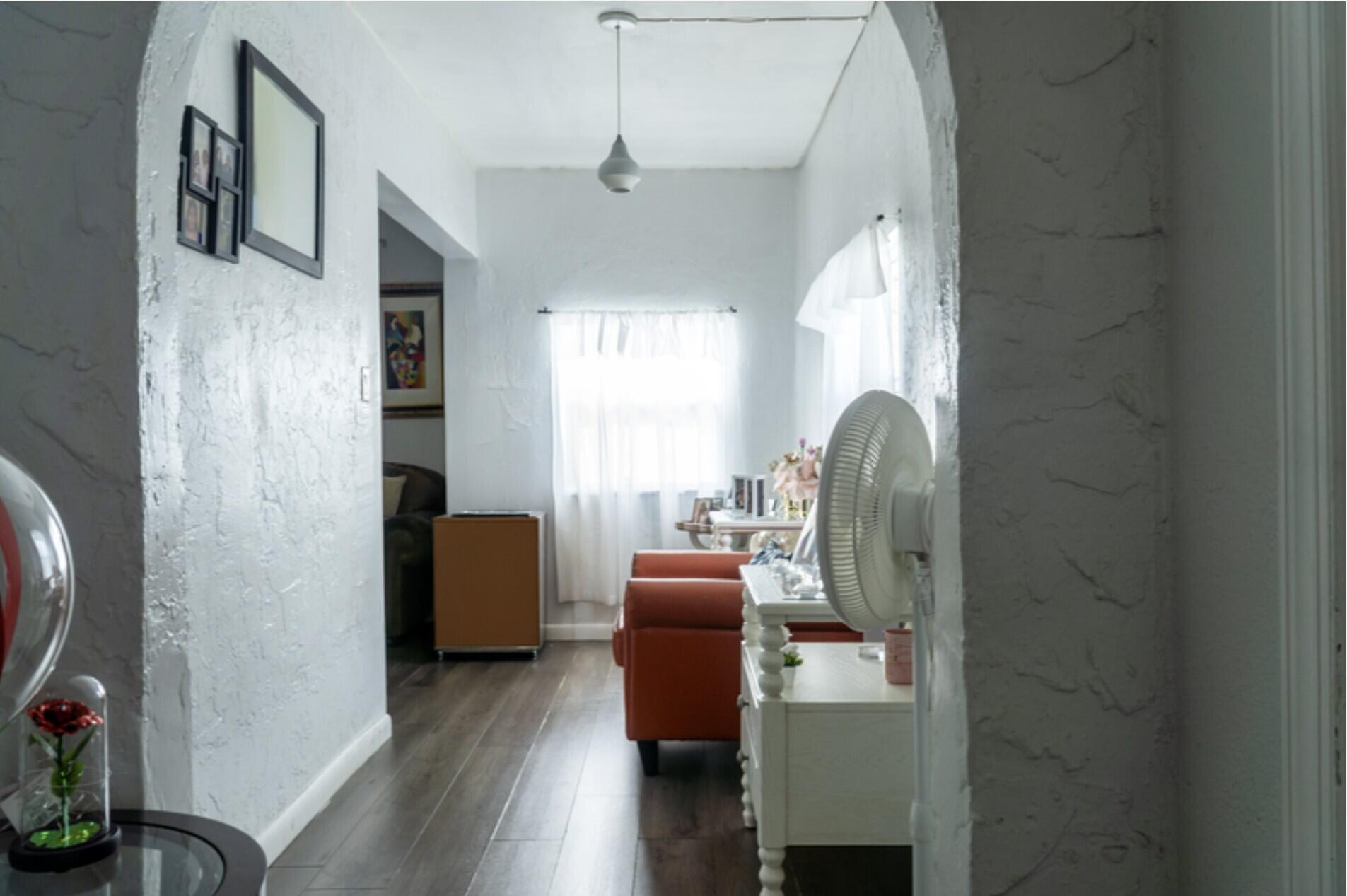 COLONIAL ESTS - Residential Income