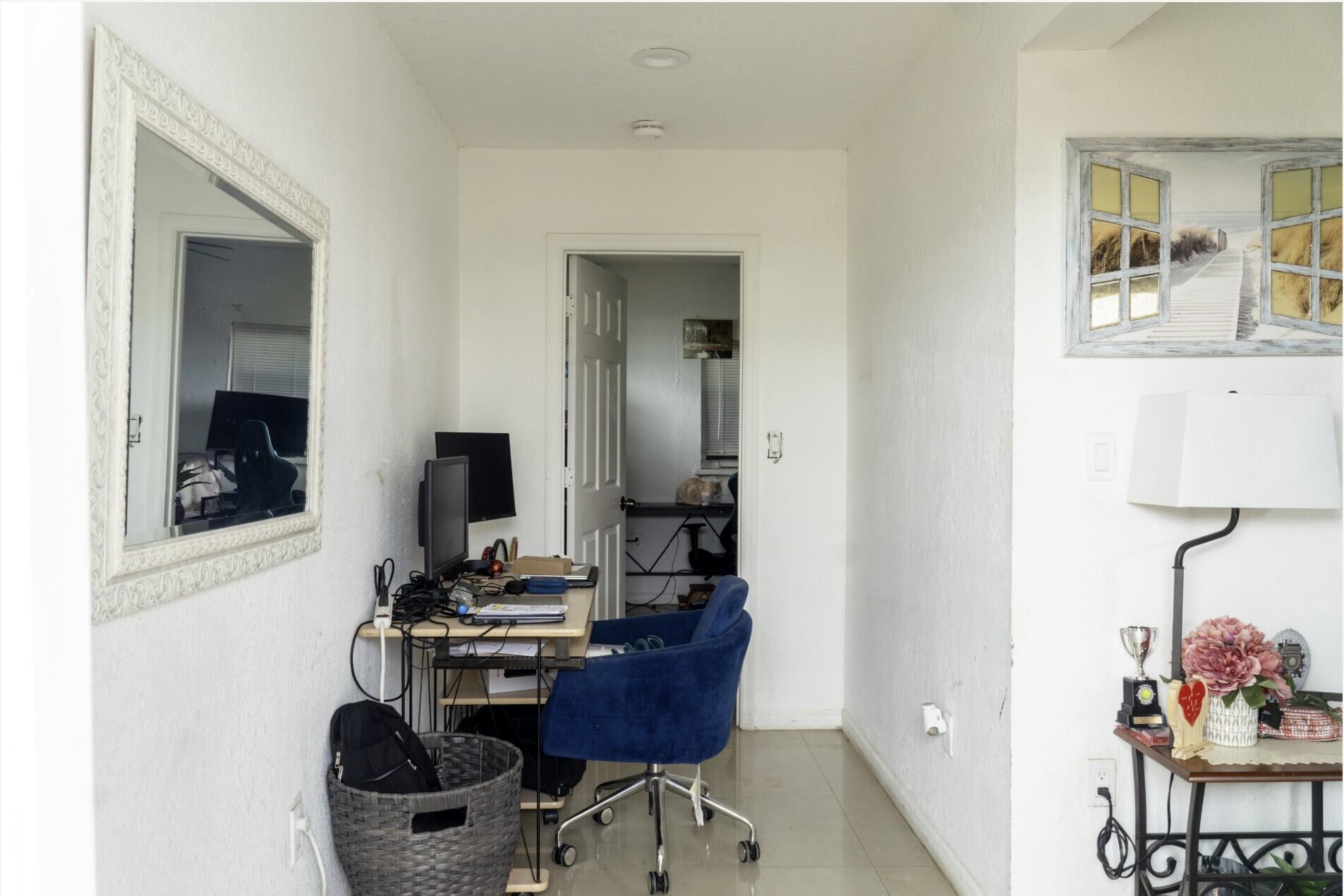 COLONIAL ESTS - Residential Income