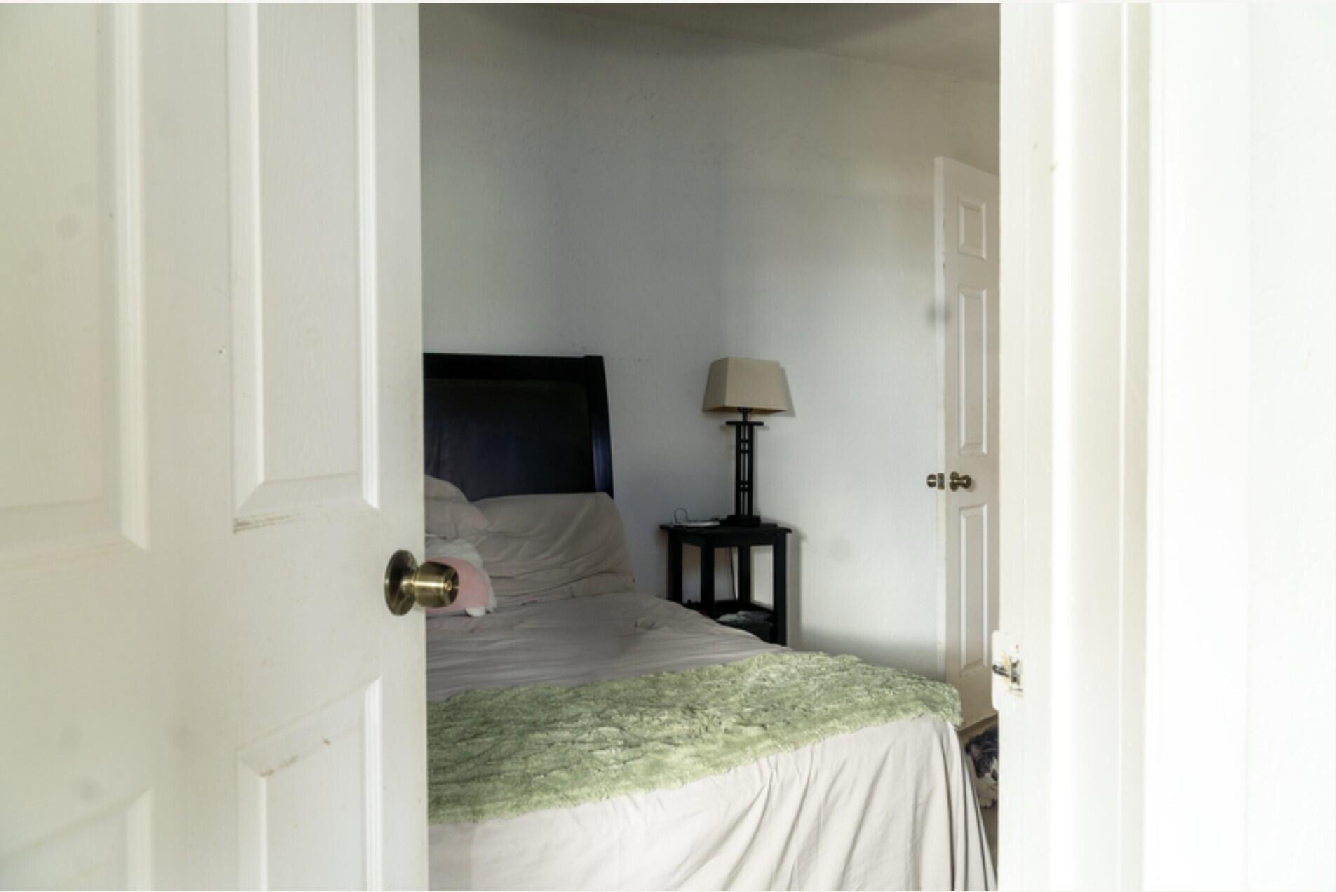 COLONIAL ESTS - Residential Income