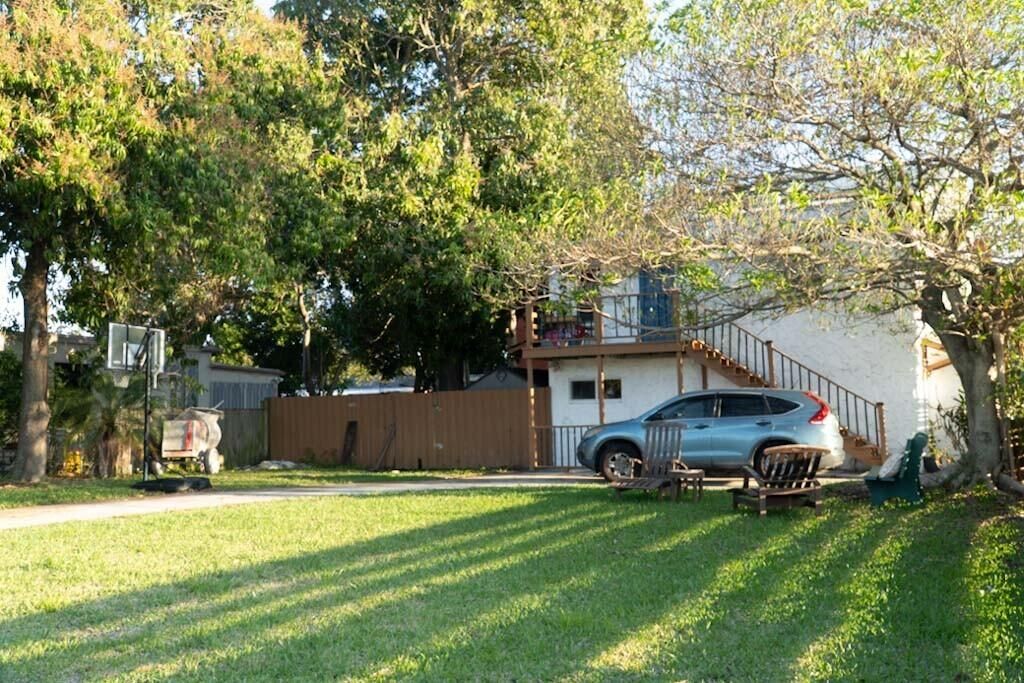 Photo of 528 Churchill Road, West Palm Beach, FL 33405 (MLS # B26008553)