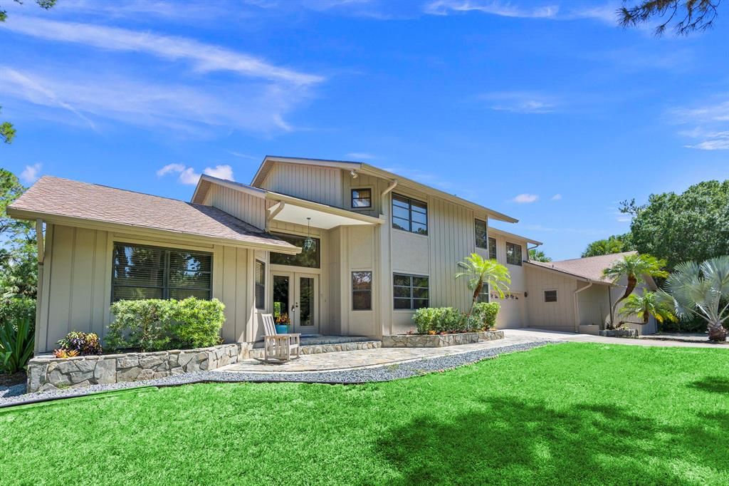 Photo of 6340 SW 48th Terrace, Palm City, FL 34990 (MLS # R10719344)