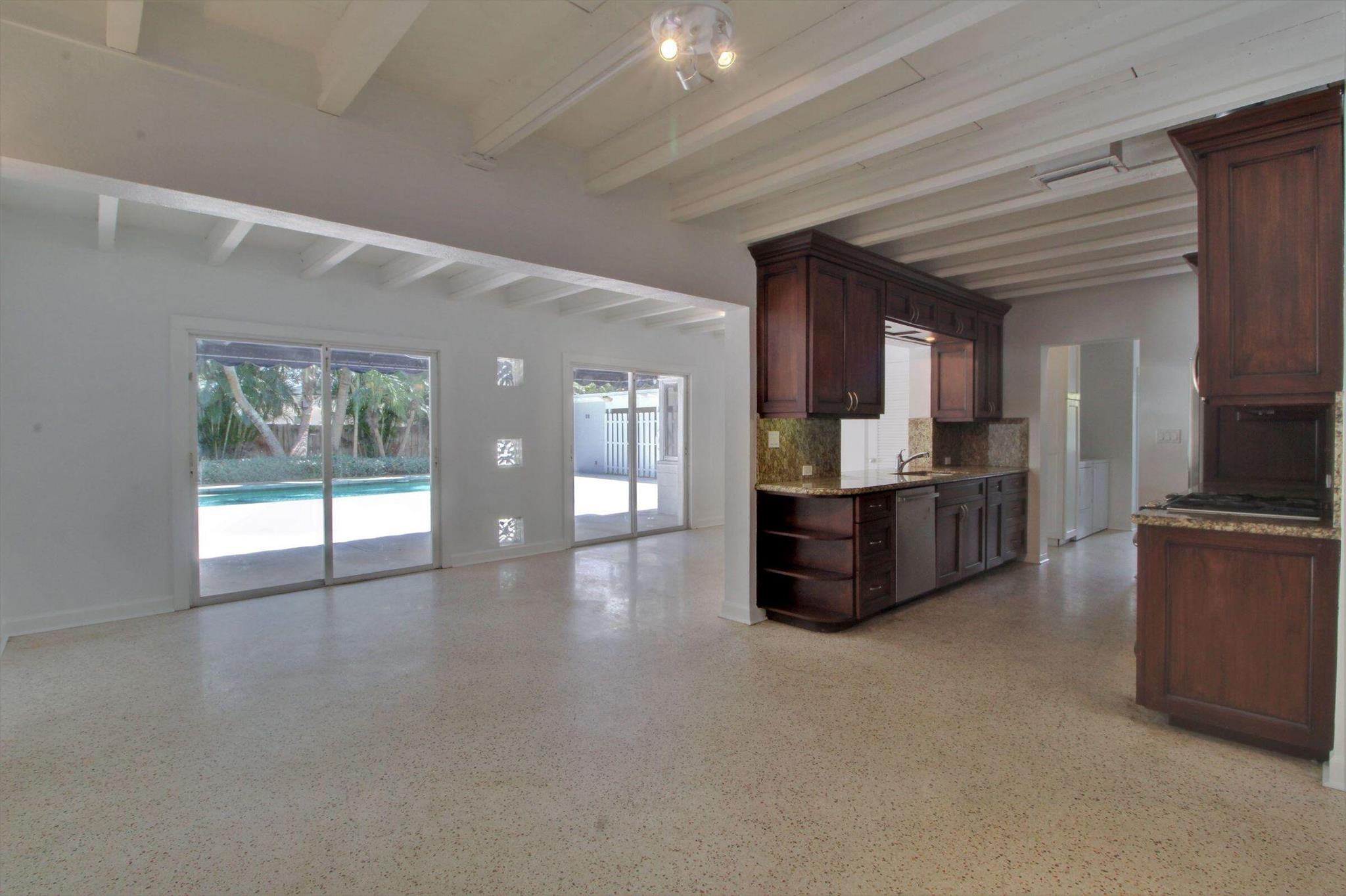 402 NW 7th Street