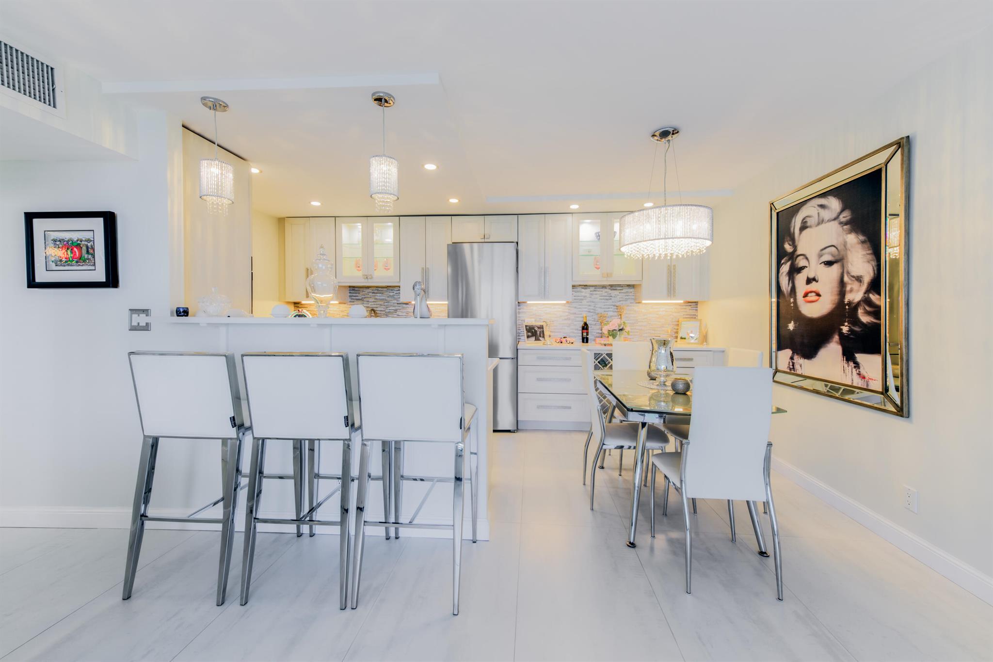 2121 N Ocean Boulevard 1105e