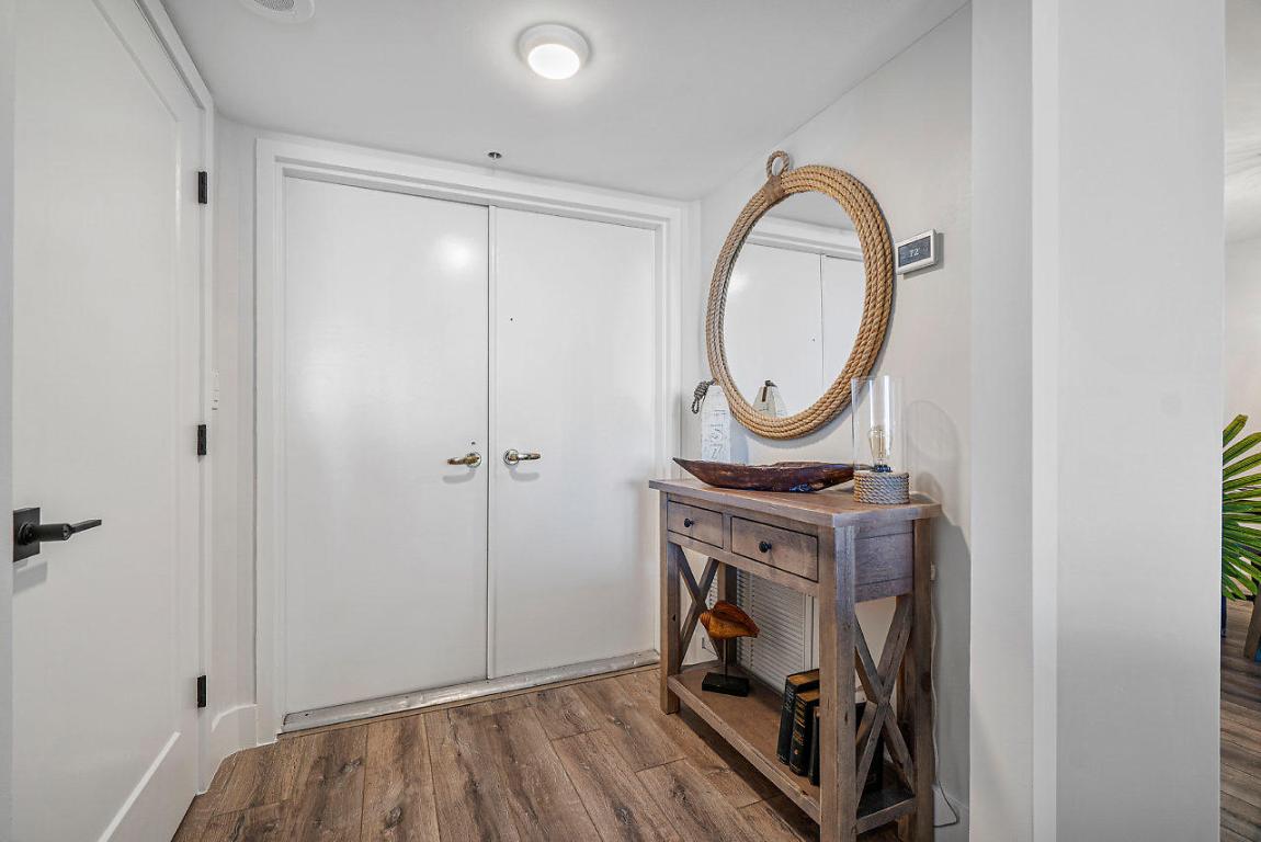 CORNICHE CONDO - Residential Lease