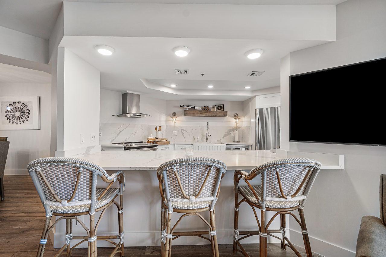 CORNICHE CONDO - Residential Lease