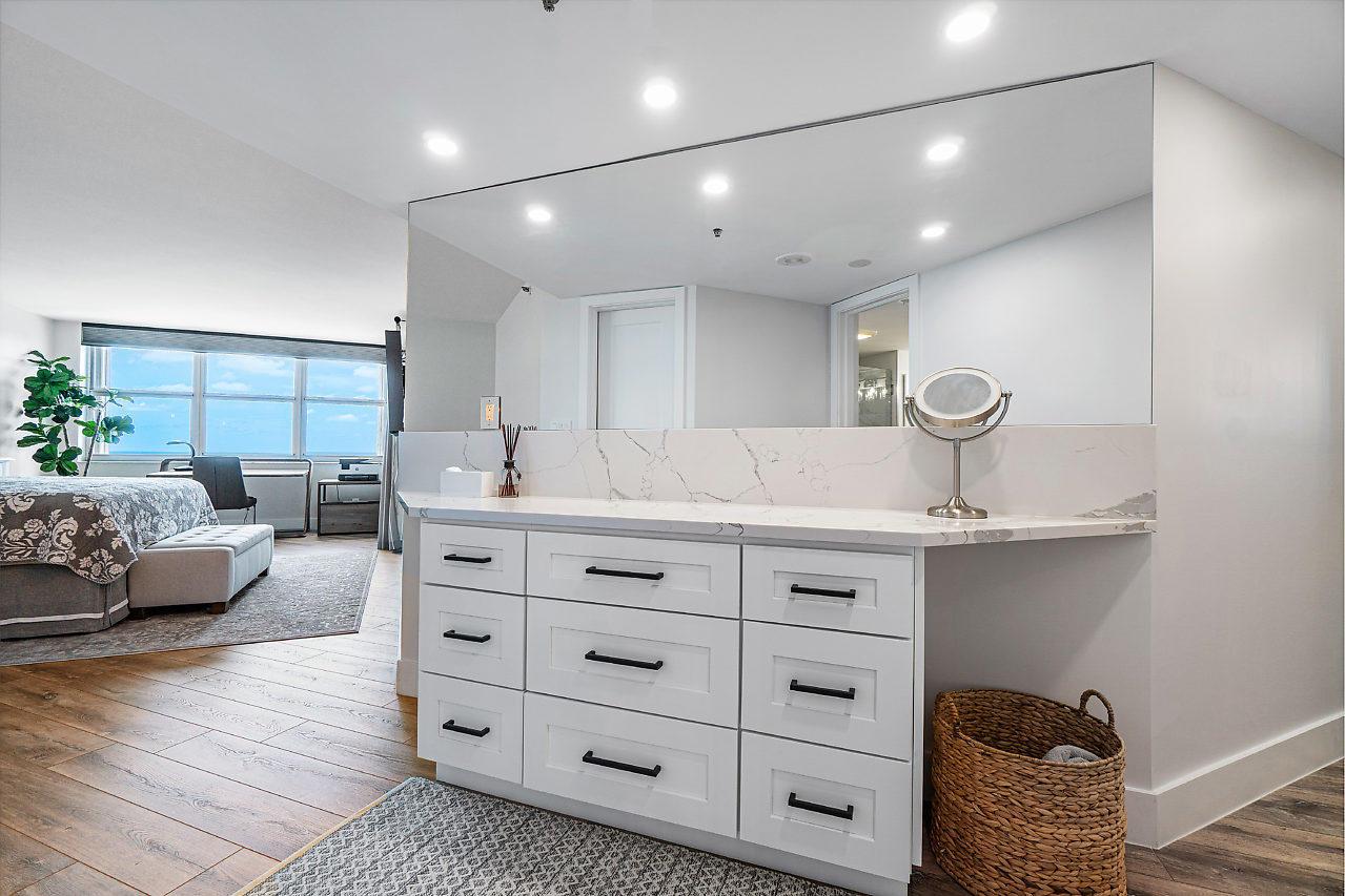 CORNICHE CONDO - Residential Lease