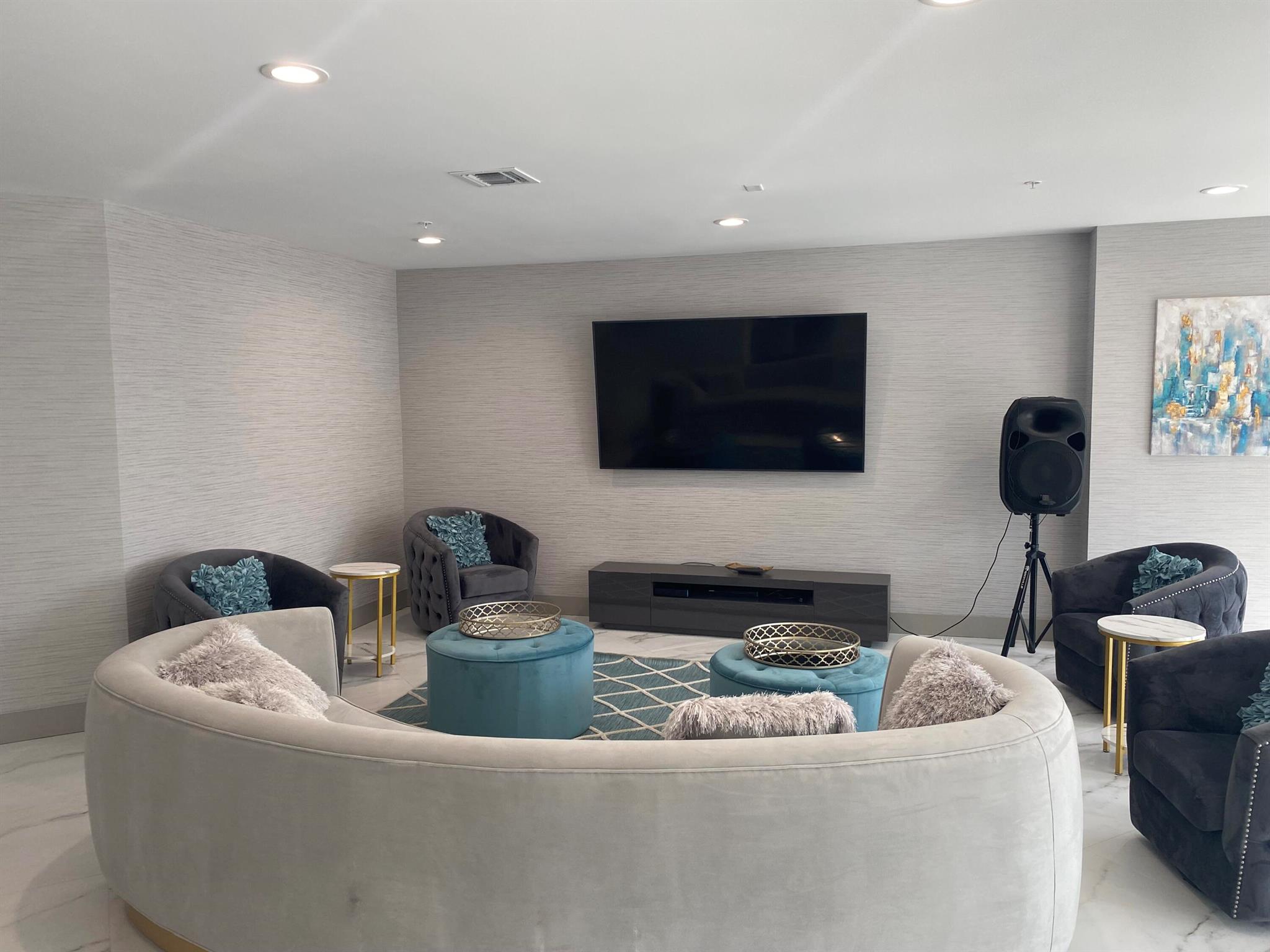 CORNICHE CONDO - Residential Lease