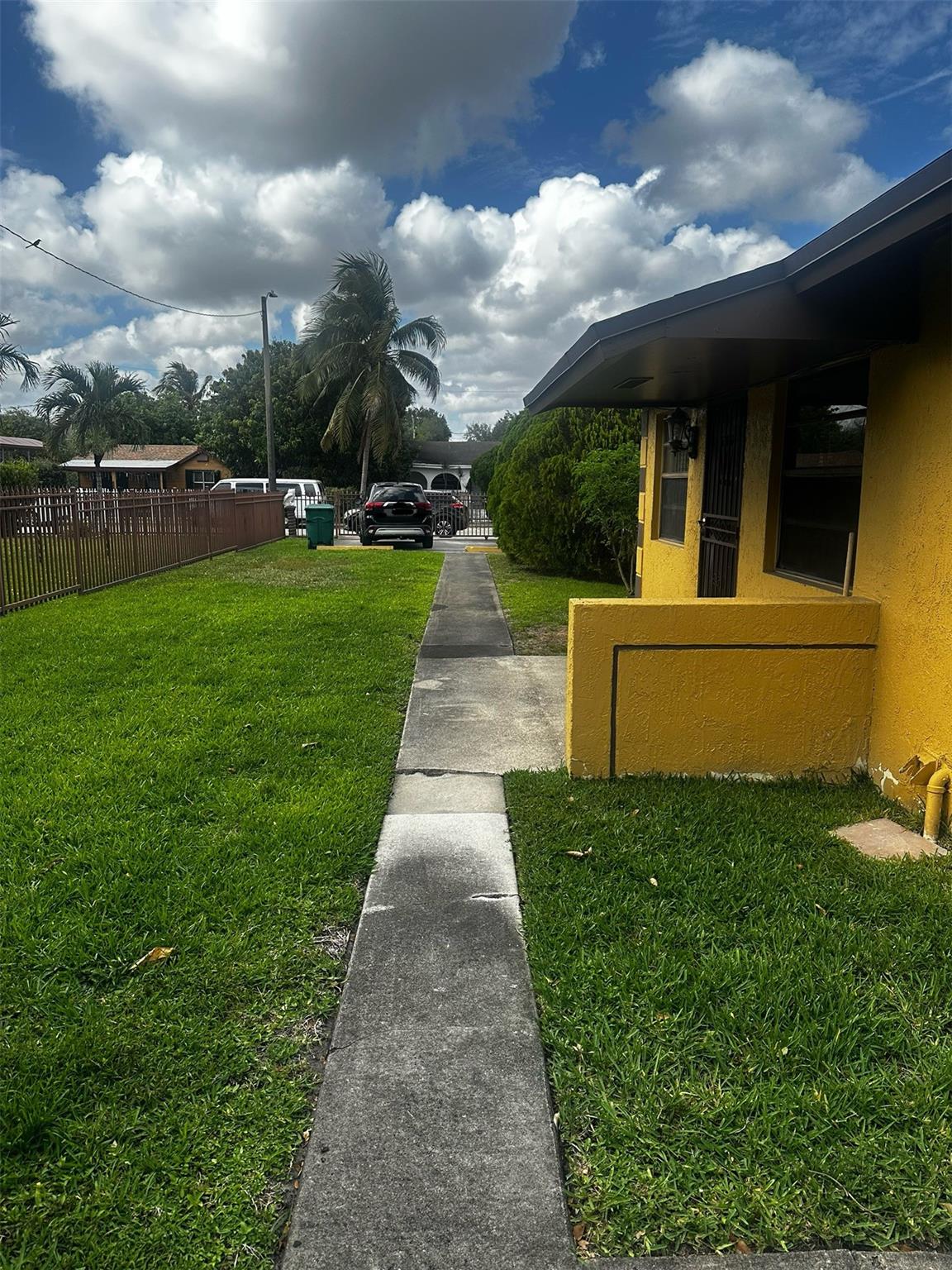 1814 NW 90th St