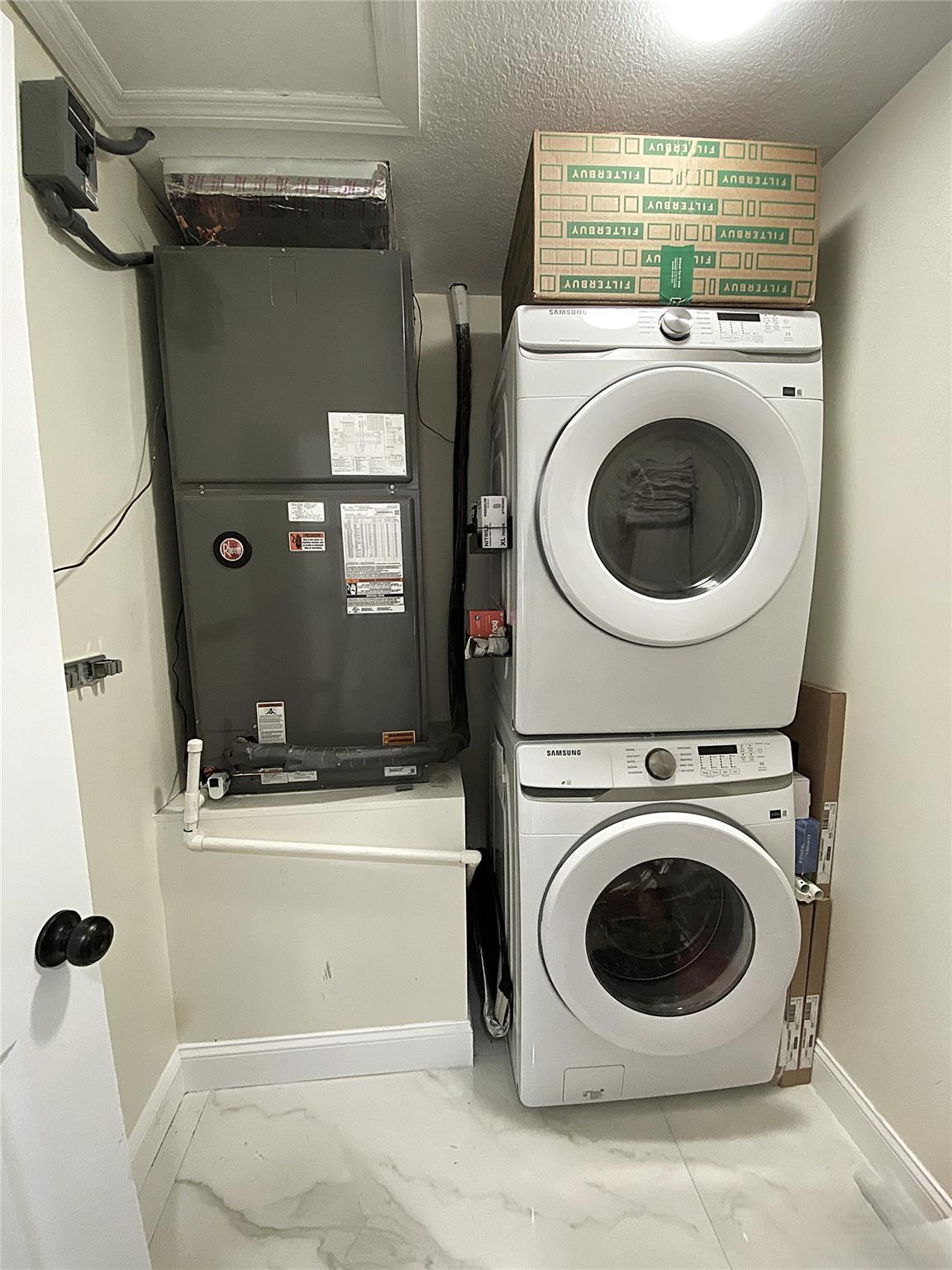 ACREAGE - Residential