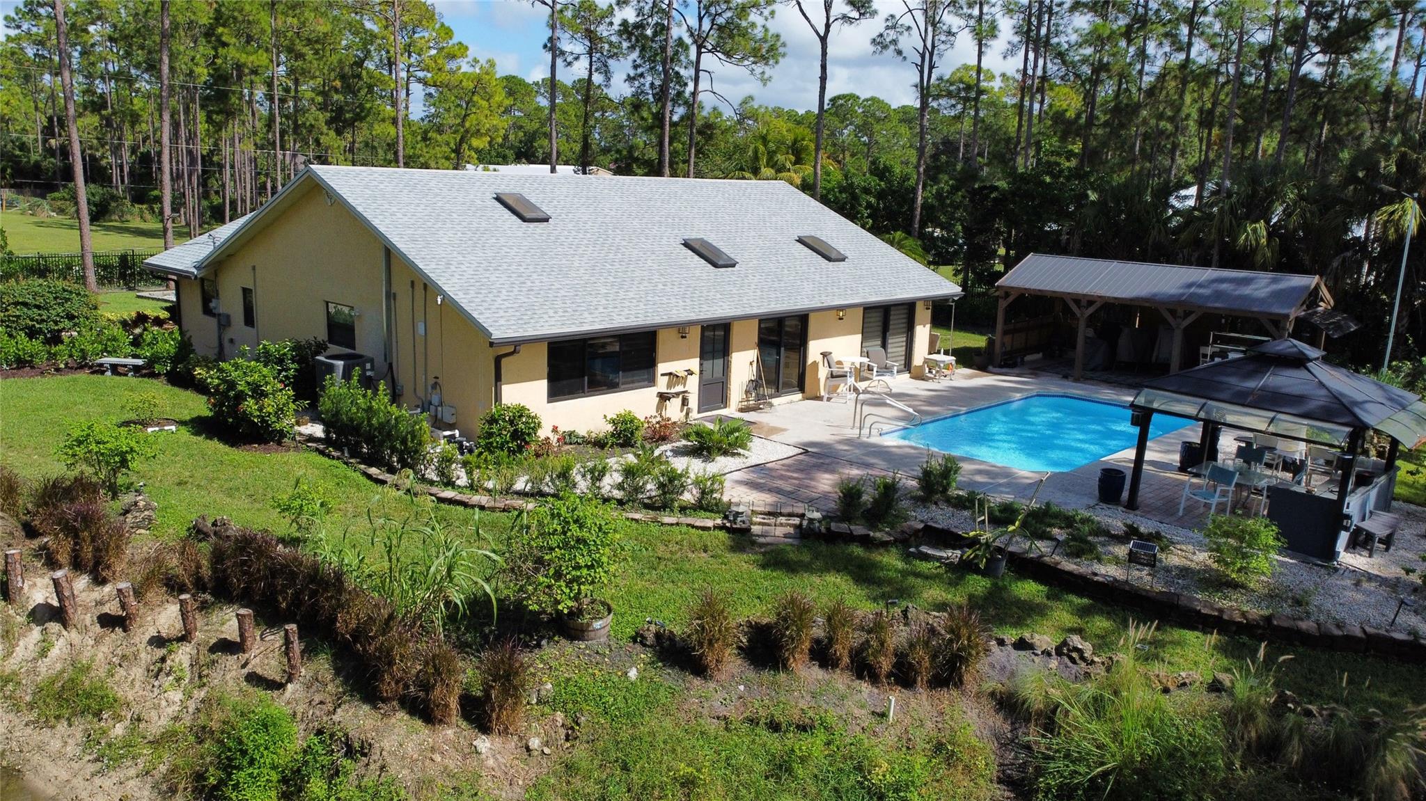 ACREAGE - Residential