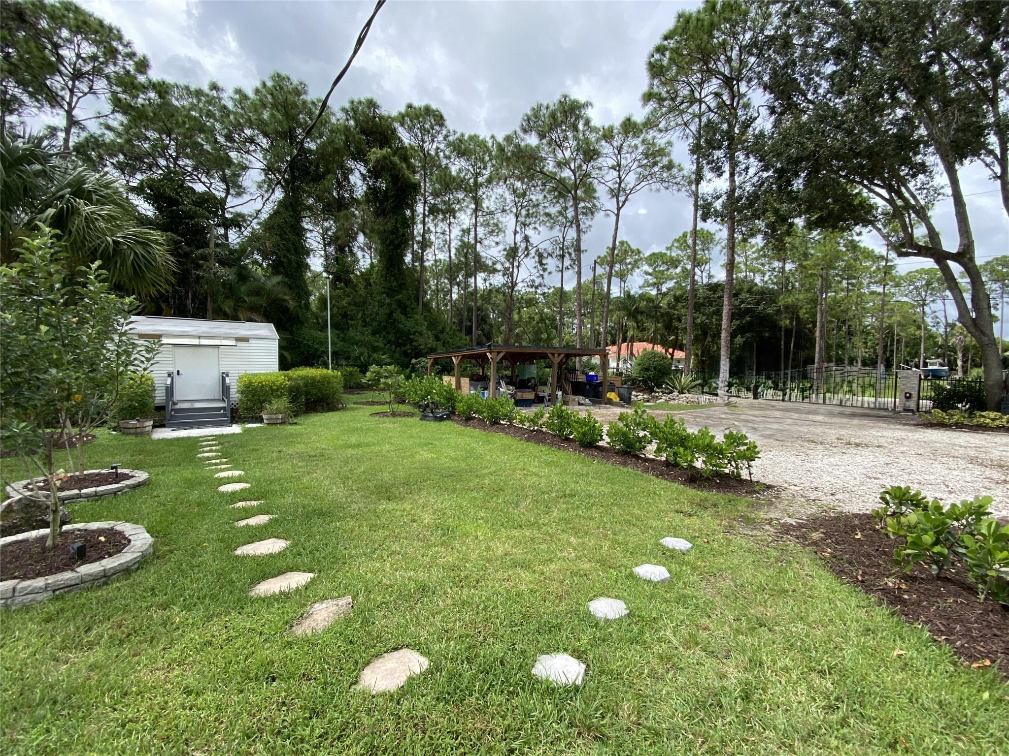 ACREAGE - Residential