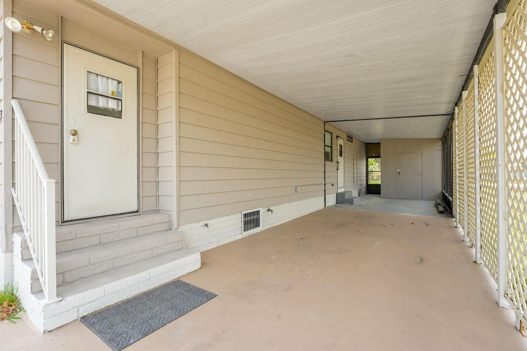 Photo of 431 Natalie Drive, Port Saint Lucie, FL 34952 (MLS # R11099154)