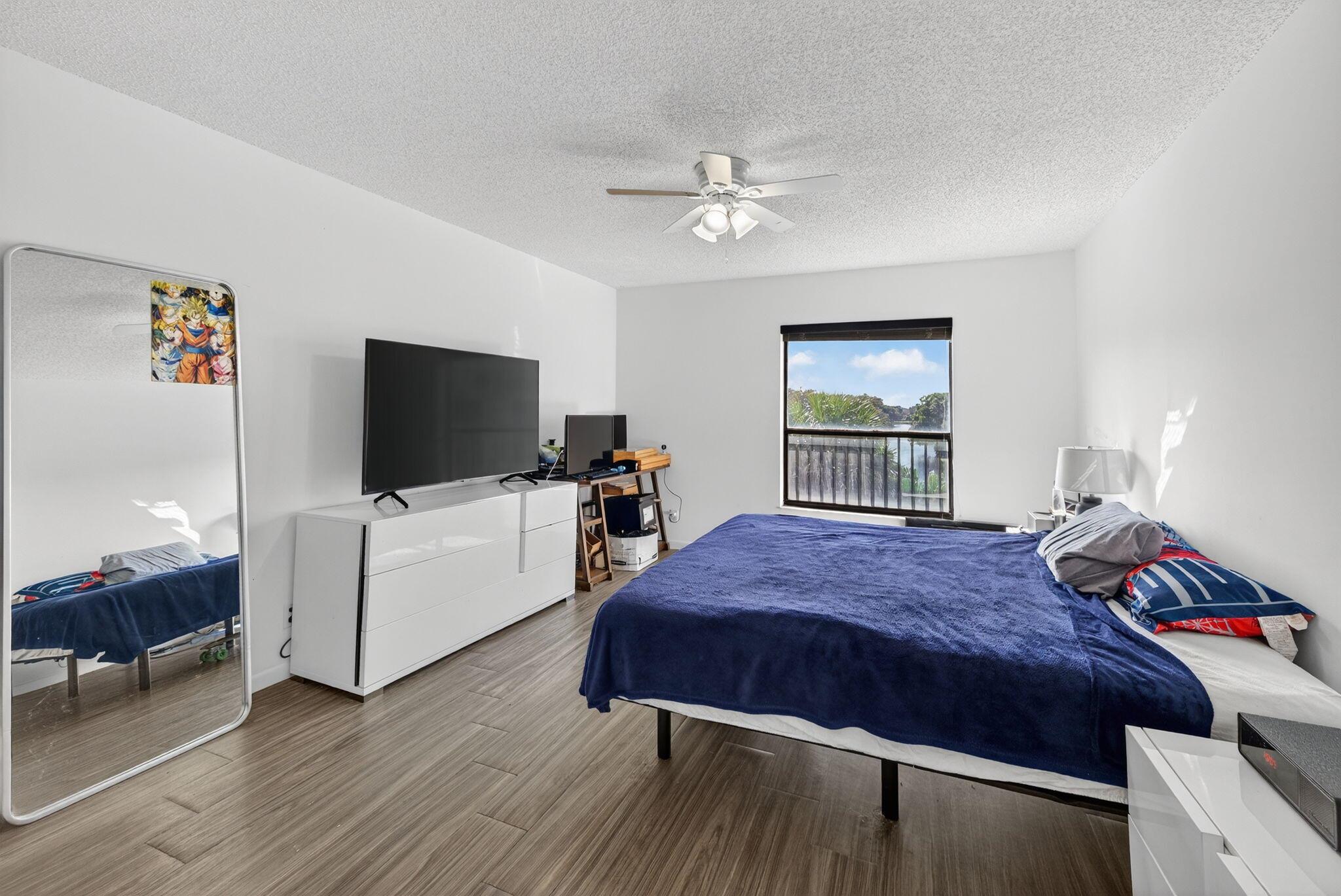 TRADEWINDS B CONDO - Residential