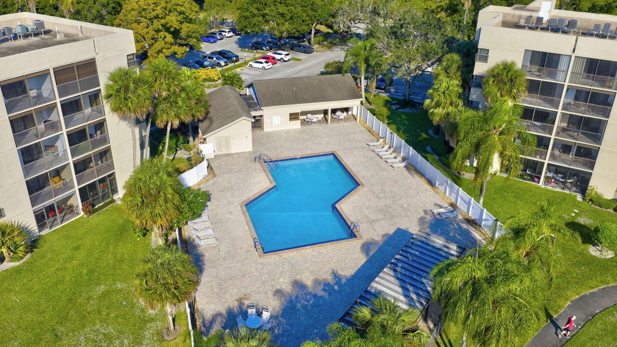 TRADEWINDS B CONDO - Residential