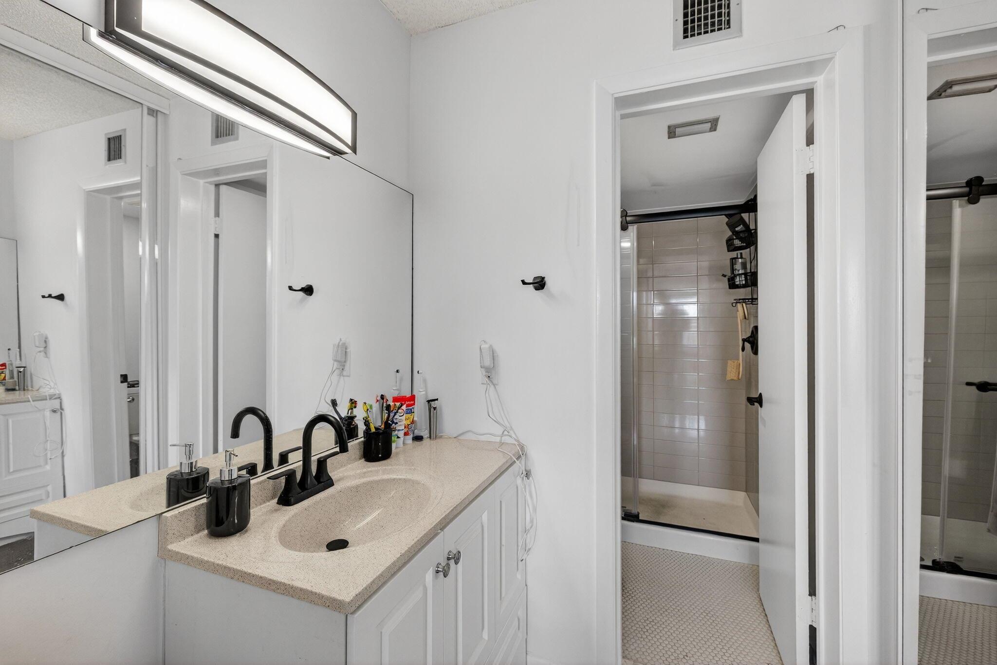 TRADEWINDS B CONDO - Residential