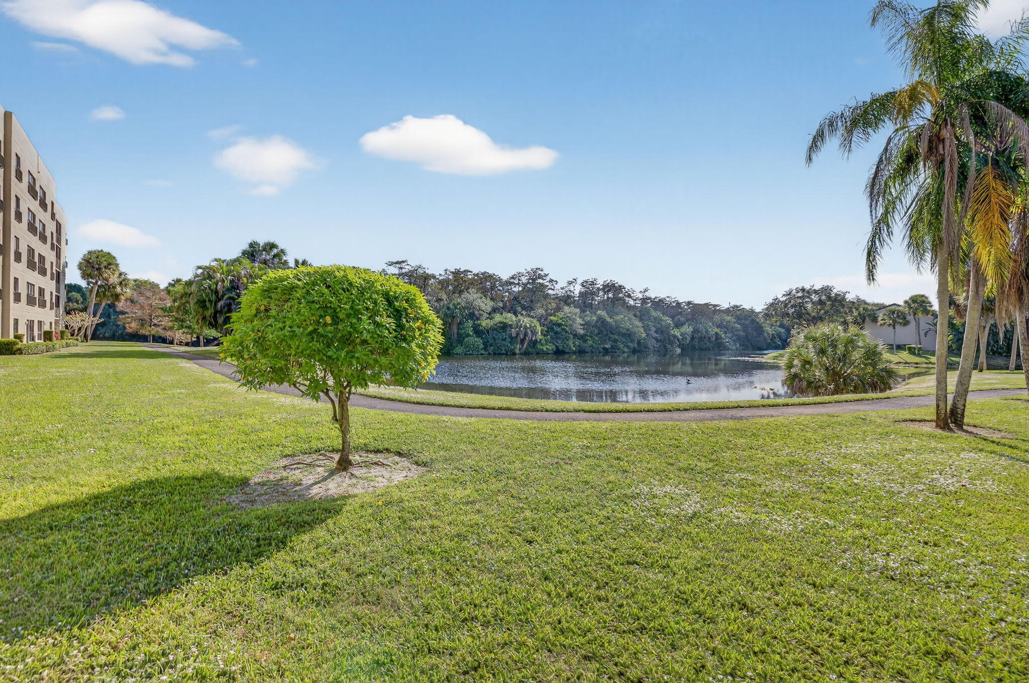 TRADEWINDS B CONDO - Residential